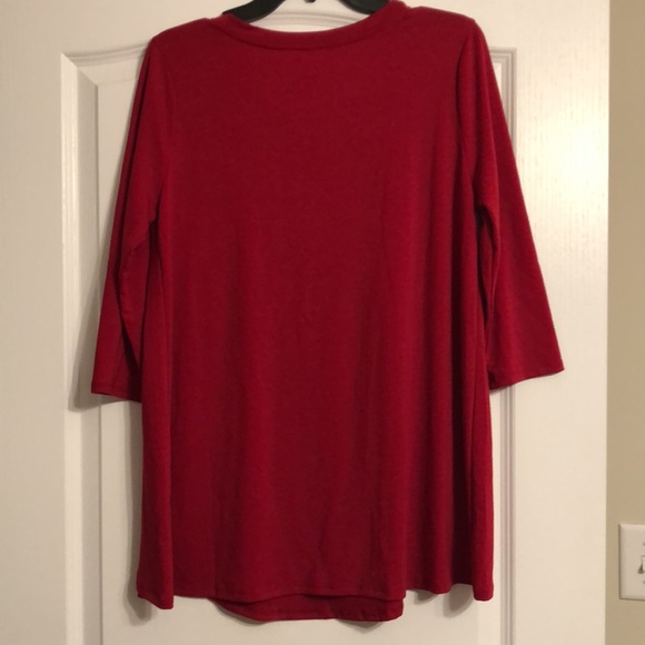 Zenana top with button detail - Picture 4 of 6